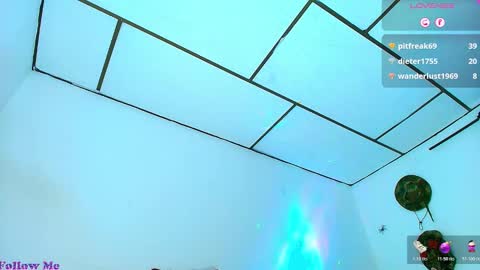 Jimm  Independent Model  online show from 11/29/25, 01:14