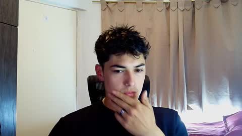 Snapshot of jimmy_classic chatting on 10/31/25, 07:04 jimmy_classic online show from 10/31/25, 07:04