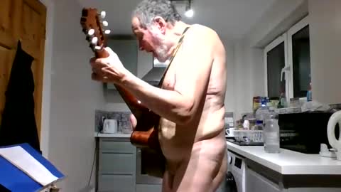 Snapshot of jimmybenido chatting on 01/07/25, 05:31 Jim Redgewell online show from 01/07/25, 05:31