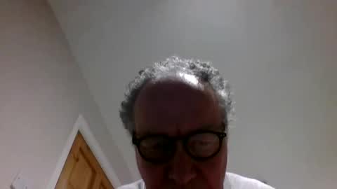 Snapshot of jimmybenido chatting on 01/20/25, 05:27 Jim Redgewell online show from 01/20/25, 05:27