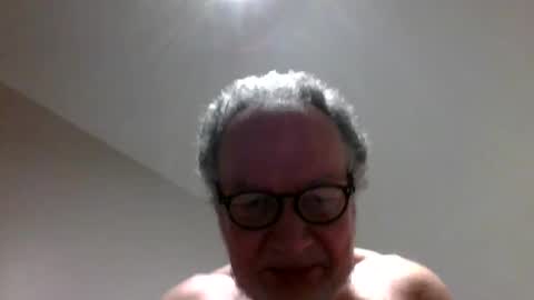 Snapshot of jimmybenido chatting on 02/17/25, 06:15 Jim Redgewell online show from 02/17/25, 06:15