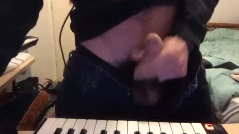 Snapshot of jimmyhat9000 chatting on 12/14/25, 07:40 jimmyhat9000 online show from 12/14/25, 07:40