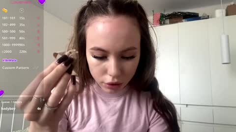 Kate online show from 04/28/26, 06:18