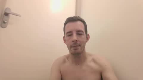 jin16000 online show from 11/06/25, 05:47