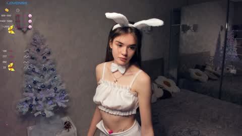Jinny online show from 12/20/24, 06:40