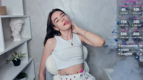 Jinny online show from 12/29/24, 11:07