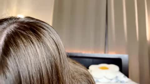 Jinny online show from 09/25/25, 06:11