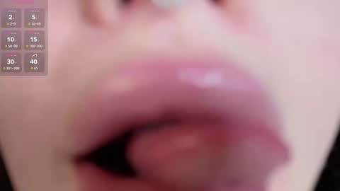 Snapshot of jinny_garland chatting on 11/22/25, 08:41 Jinny online show from 11/22/25, 08:41