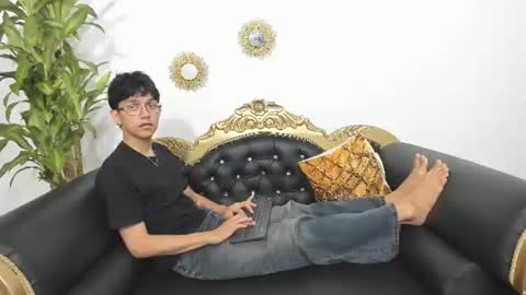Snapshot of jisus_catt chatting on 07/11/26, 01:08 Jisusth online show from 07/11/26, 01:08