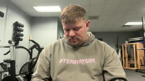 Snapshot of jitzgolfer chatting on 12/18/25, 03:34 jitzgolfer online show from 12/18/25, 03:34