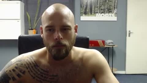 Snapshot of jjameson41 chatting on 12/17/24, 04:23 JamesJan van Rebel online show from 12/17/24, 04:23