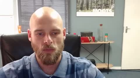 Snapshot of jjameson41 chatting on 02/25/25, 10:04 JamesJan van Rebel online show from 02/25/25, 10:04