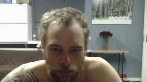 Snapshot of jjameson41 chatting on 11/13/25, 02:21 JamesJan van Rebel online show from 11/13/25, 02:21