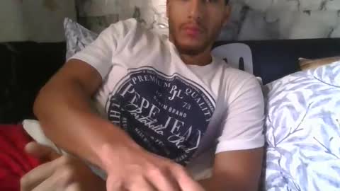 Jhonny online show from 12/21/25, 01:18