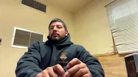 Snapshot of jjuarez5409 chatting on 02/01/26, 01:42 jjuarez5409 online show from 02/01/26, 01:42