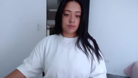 Julieta online show from 01/19/25, 01:55