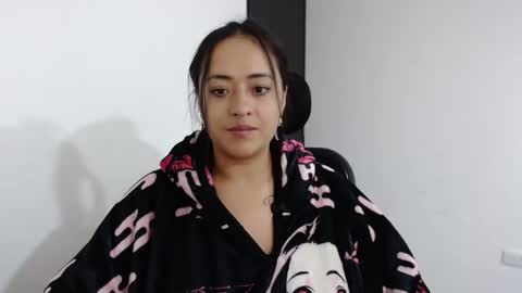 Julieta online show from 02/08/25, 05:08