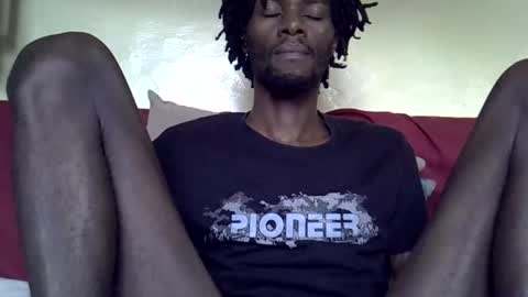 Snapshot of jkings_ chatting on 10/29/25, 07:54 King online show from 10/29/25, 07:54