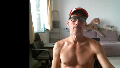 jlmbud online show from 10/04/25, 11:52