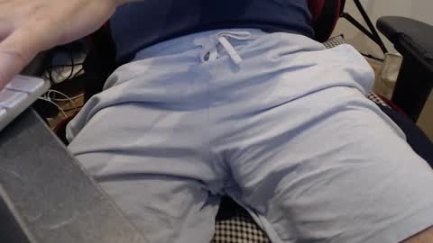 jlouis759 online show from 10/27/25, 11:47