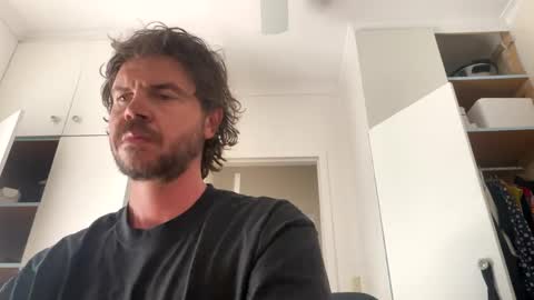 jmajick online show from 02/01/25, 05:18