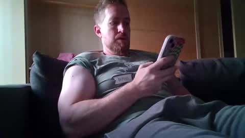 Snapshot of jmate13 chatting on 11/15/25, 12:23 jmate13 online show from 11/15/25, 12:23