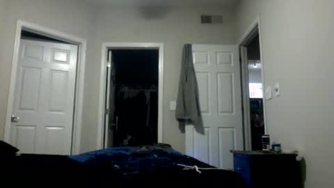 Snapshot of jmeaty5 chatting on 10/27/25, 12:47 jmeaty5 online show from 10/27/25, 12:47