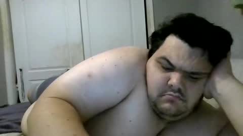 Snapshot of jmizz2015 chatting on 10/19/25, 12:00 Jeremey online show from 10/19/25, 12:00