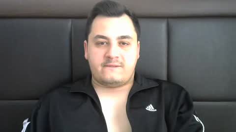 Snapshot of jnsnw chatting on 01/26/25, 07:42 jnsnw online show from 01/26/25, 07:42