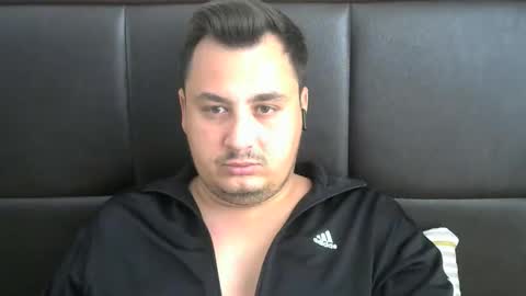 Snapshot of jnsnw chatting on 09/21/25, 01:02 jnsnw online show from 09/21/25, 01:02