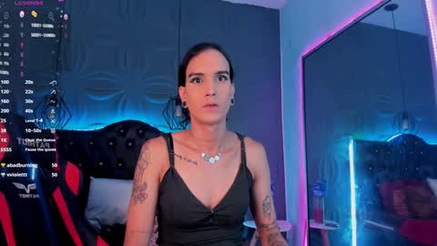 Snapshot of joaisaza chatting on 01/03/25, 08:00 Joa Isaza     online show from 01/03/25, 08:00