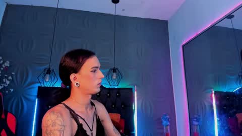 Snapshot of joaisaza chatting on 01/11/25, 10:08 Joa Isaza     online show from 01/11/25, 10:08
