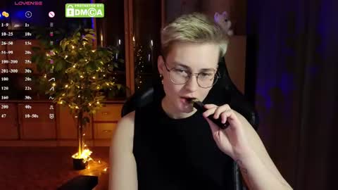 J online show from 06/10/26, 08:30