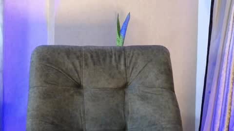 Snapshot of joan_saenz chatting on 09/20/25, 12:44 JOAN SAENZ online show from 09/20/25, 12:44