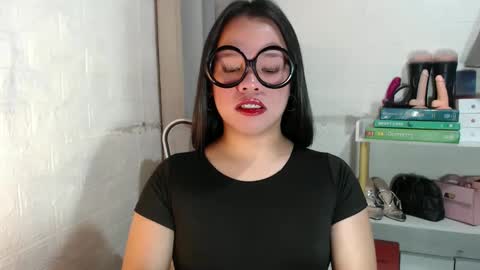 Joana online show from 12/23/24, 07:52
