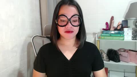 Joana online show from 12/28/24, 11:37