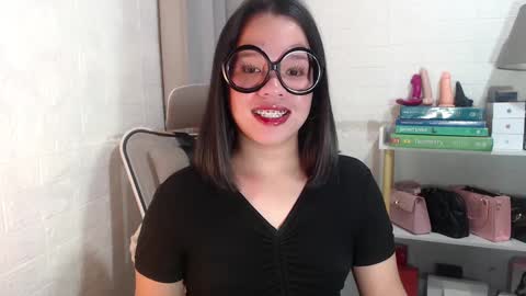 Joana online show from 01/05/25, 10:19