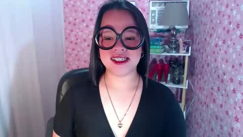 Snapshot of joanagorgeous chatting on 12/19/25, 09:33 Joana online show from 12/19/25, 09:33