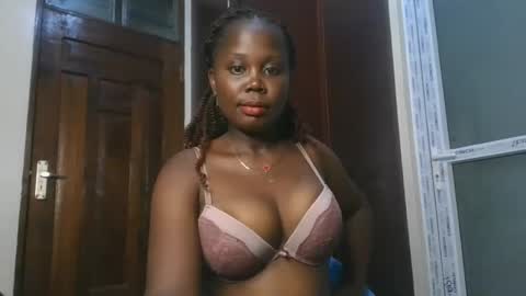 Snapshot of joankein_255 chatting on 10/11/25, 05:55 varl online show from 10/11/25, 05:55