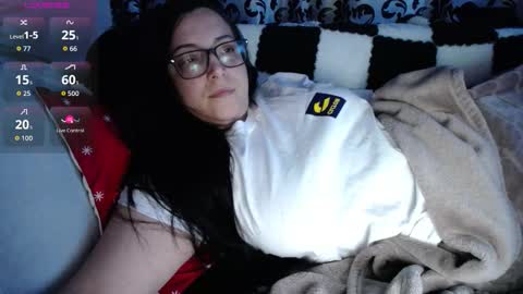 Snapshot of joanna_cw chatting on 01/16/26, 02:43 Jo online show from 01/16/26, 02:43