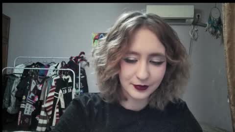 Joannatompson online show from 12/15/24, 06:26