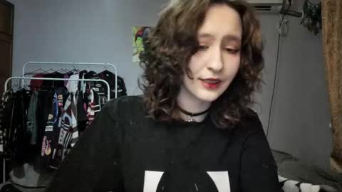 Joannatompson online show from 03/01/25, 08:42