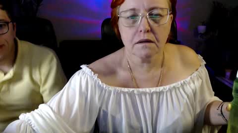 Joanna and Greg online show from 11/29/25, 01:14