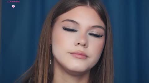 Snapshot of joannehairfield chatting on 09/29/25, 06:40 Karyn online show from 09/29/25, 06:40