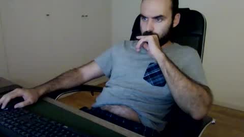 joaodias_18 online show from 10/15/25, 08:31