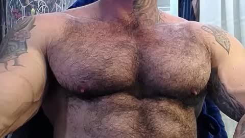 Snapshot of jocobo_hot chatting on 12/14/25, 11:20 jacobo online show from 12/14/25, 11:20