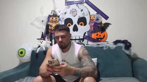 Snapshot of jodogs chatting on 10/26/25, 05:24 Tiberius online show from 10/26/25, 05:24