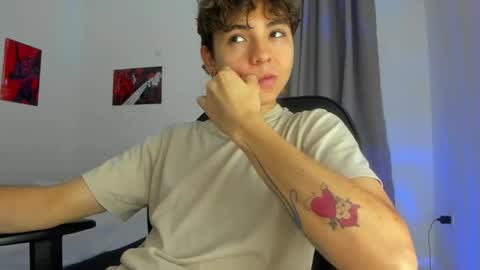 Snapshot of joe23___ chatting on 10/05/25, 02:21 Joe online show from 10/05/25, 02:21