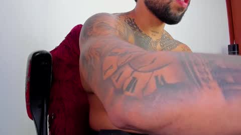 joe_esthetic online show from 10/21/25, 06:52