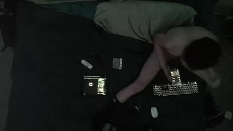 Angel online show from 10/10/25, 08:57